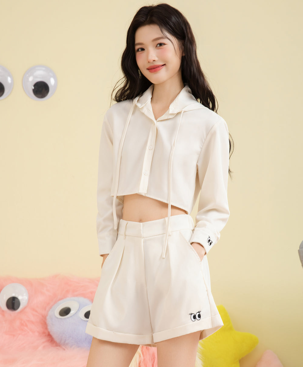 Peekaboo Convertible Collar Crop Shirt