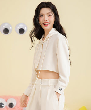 Peekaboo Convertible Collar Crop Shirt
