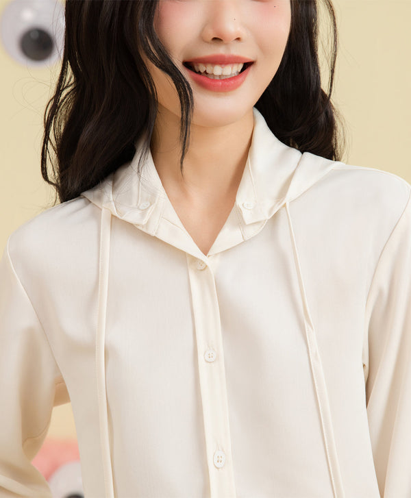 Peekaboo Convertible Collar Crop Shirt