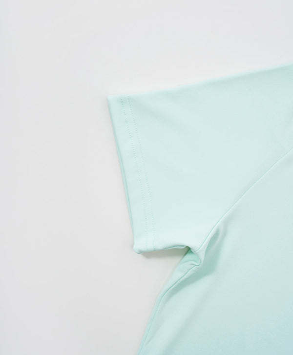 Peekaboo Relaxed Fit Raglan Crop Tee