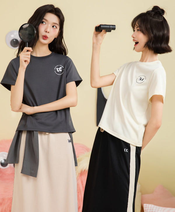 Peekaboo Relaxed Fit Tee