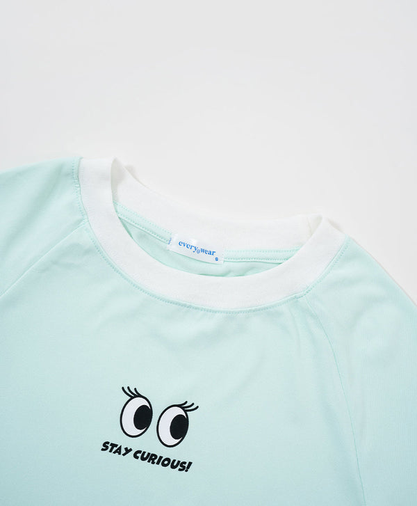 Peekaboo Relaxed Fit Raglan Crop Tee