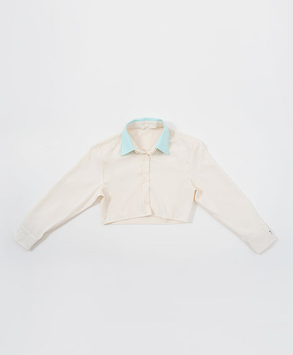 Peekaboo Convertible Collar Crop Shirt
