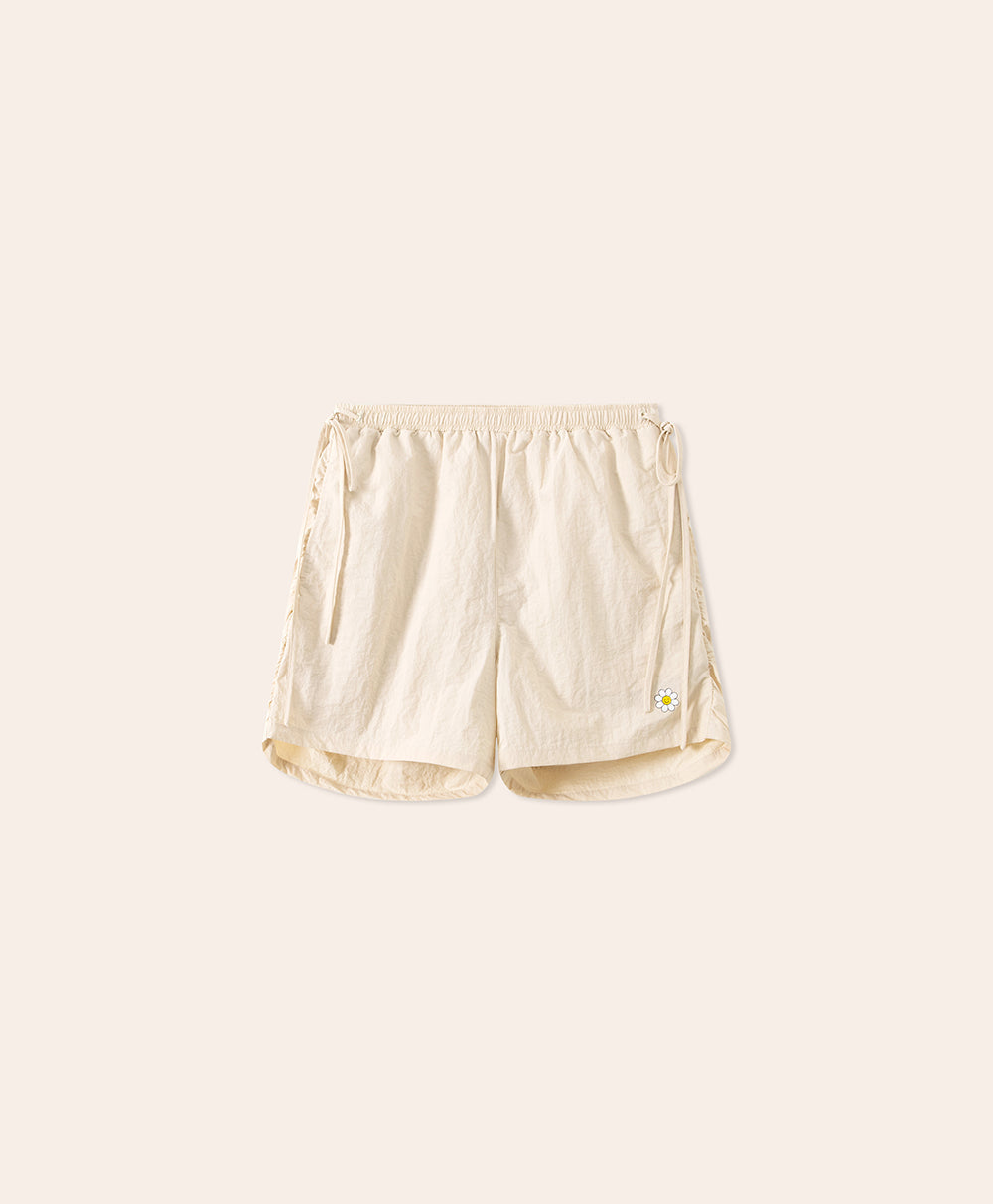 Smiling Every.wear Cargo Ribbon Bow Shorts