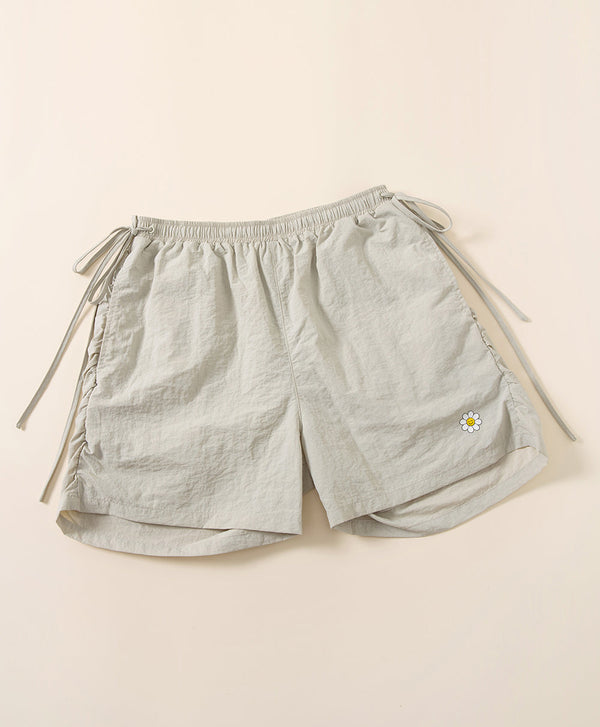 Smiling Every.wear Cargo Ribbon Bow Shorts