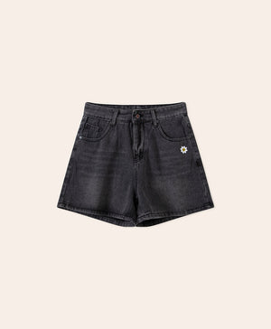 Smiling Every.wear Denim Shorts