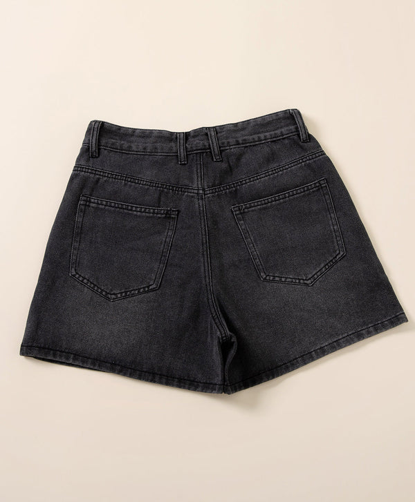 Smiling Every.wear Denim Shorts