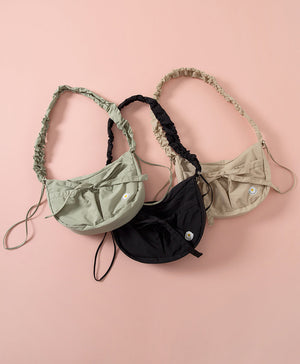 Smiling Every.wear Ribbon Drawstring Shoulder Tote